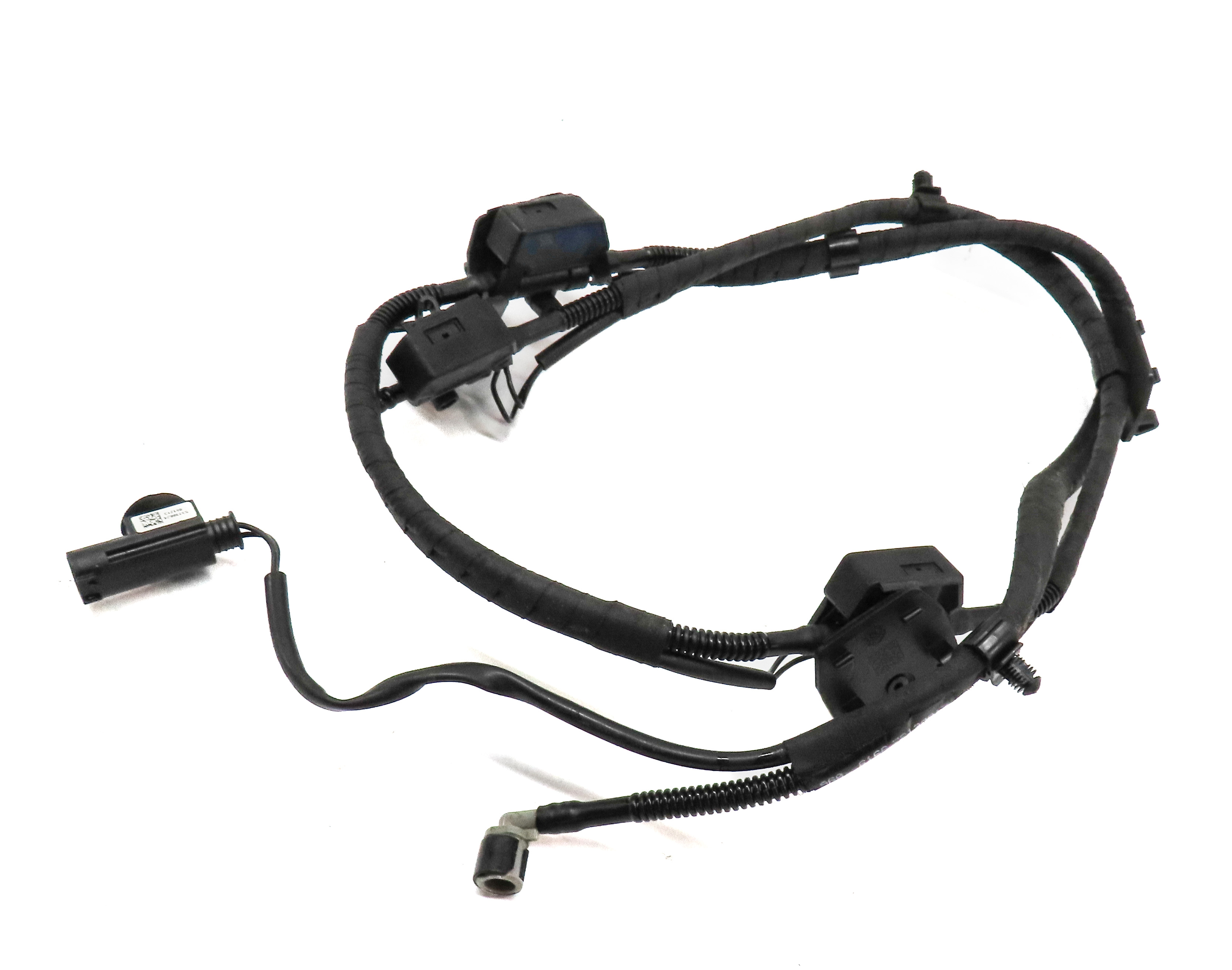 2014 BMW X3 (F25) FRONT WINDSHIELD WIPER WASHER SQUIRTER NOZZLE SET/2 w/ LINES — exact item pictured